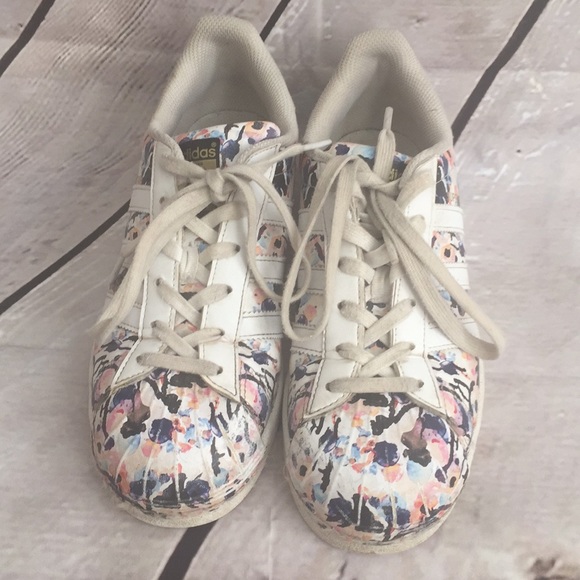 Adidas La Marque aux 3 bandes superstar in 6.5 - Picture 5 of 16